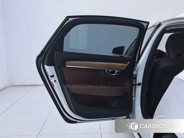 Volvo S90 id 4213384 из Китая 21