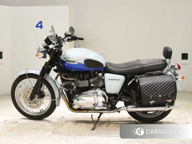 Triumph BONNEVILLE T100 id 3946632 из Японии 21