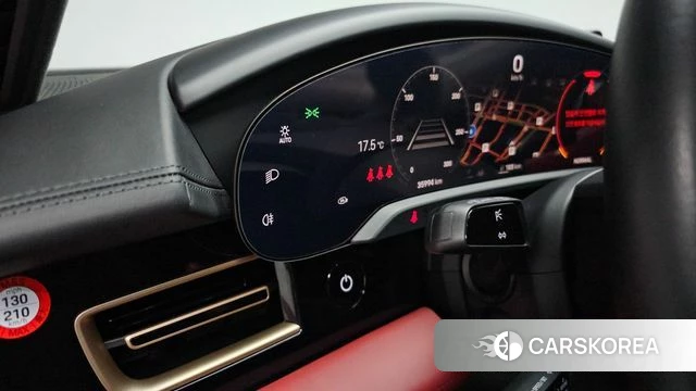 Porsche Taycan id 4201370 из Кореи 21