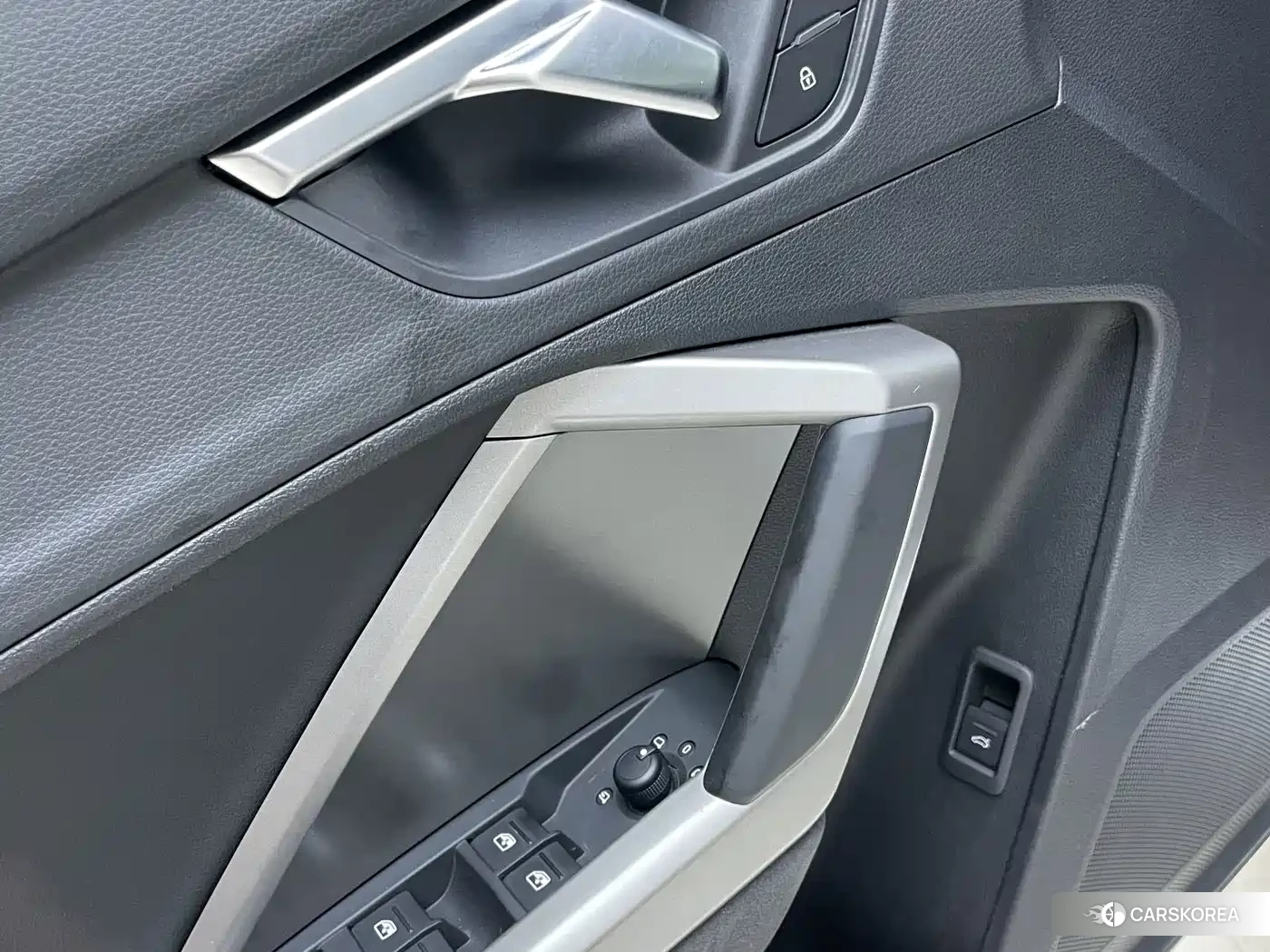 Audi Q3 id 4649378 из Китая 21