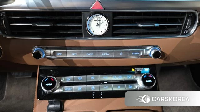 Genesis G90 id 4344999 из Кореи 21
