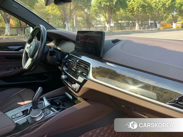 BMW 5 series id 4273573 из Китая 21