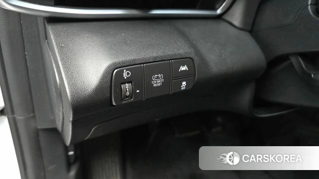 Hyundai Avante Hybrid (CN7) id 4561160 из Кореи 21