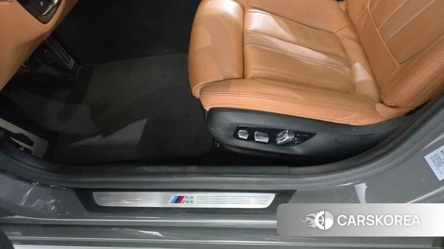 BMW 5 Series (G30) id 4726524 из Кореи 21