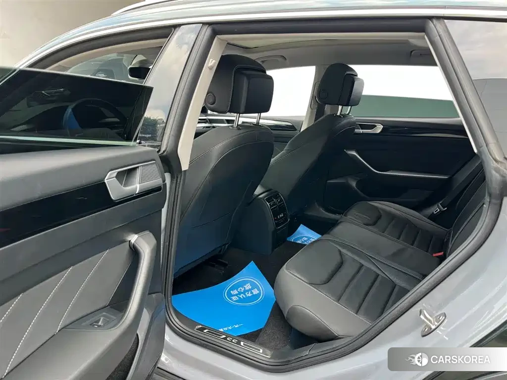 Volkswagen FAW-Volkswagen CC id 4515392 из Китая 21