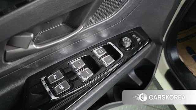 Ssangyong Beautiful Korando id 4232173 из Кореи 21