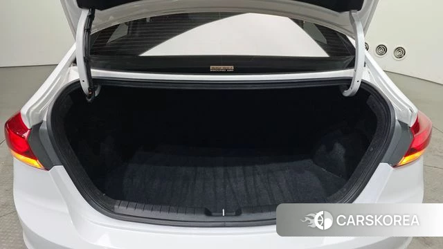 Hyundai Avante AD id 4251248 из Кореи 21