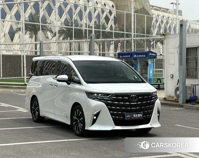 Toyota Elfa id 4314816 из Китая 21