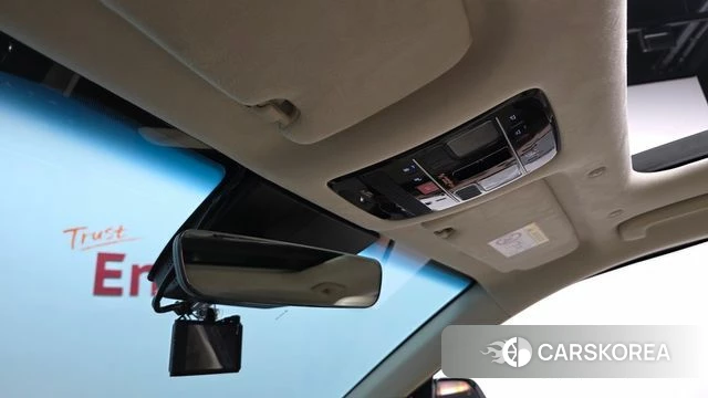 Hyundai Grandeur Hybrid (GN7) id 4329619 из Кореи 21