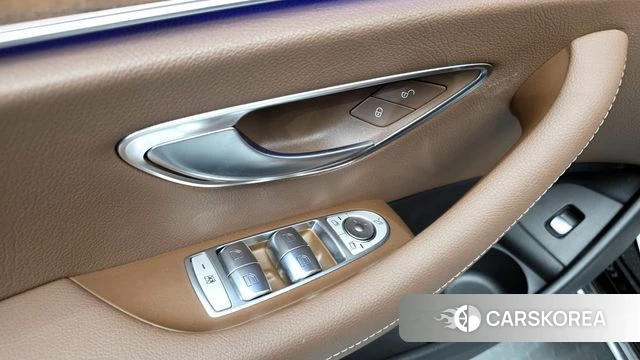 Mercedes-Benz E-Class W213 id 4250322 из Кореи 21