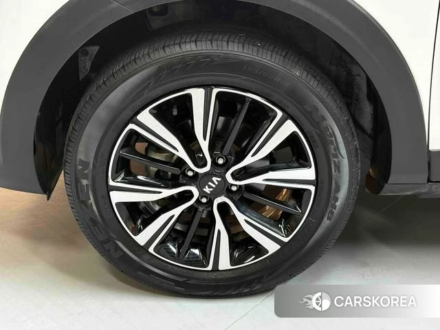 Kia Yi Ran id 4348611 из Китая 21
