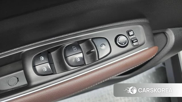 Renault Korea (Samsung) The New QM6 id 4389975 из Кореи 21