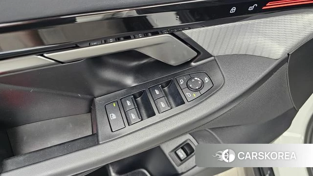 BMW 5 Series (G60) id 4584660 из Кореи 21