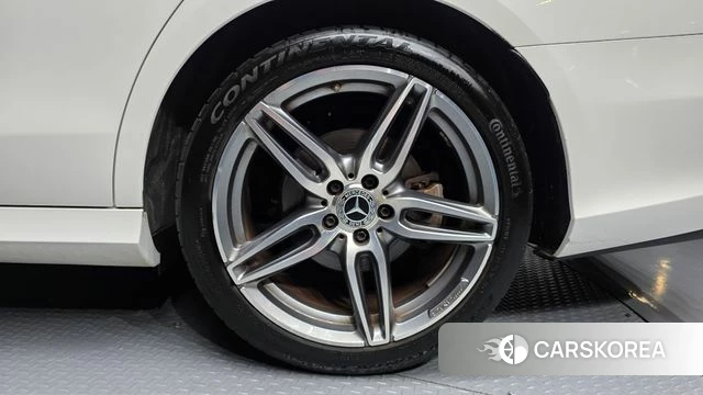 Mercedes-Benz E-Class W213 id 4637860 из Кореи 21