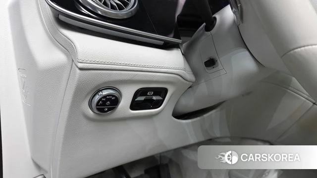 Mercedes-Benz EQS SUV X296 id 4768220 из Кореи 21
