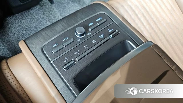 Hyundai Grandeur (GN7) id 4432681 из Кореи 21