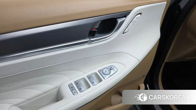 Hyundai The New Grandeur IG Hybrid id 4410293 из Кореи 21