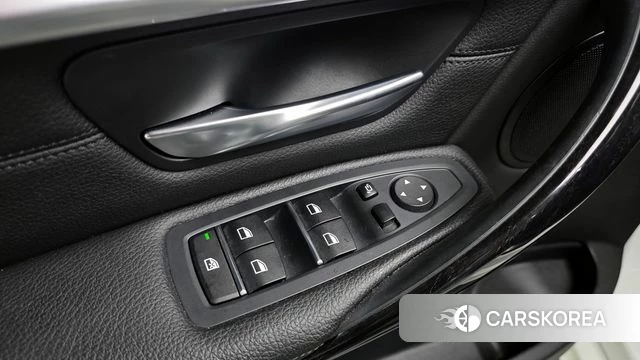 BMW 3 Series (F30) id 4351208 из Кореи 21