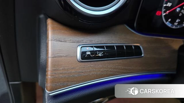 Mercedes-Benz E-Class W213 id 4895289 из Кореи 21
