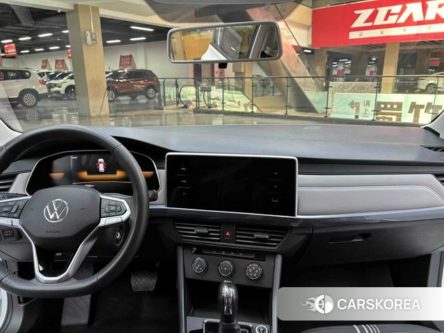 Volkswagen Bora id 4298202 из Китая 21