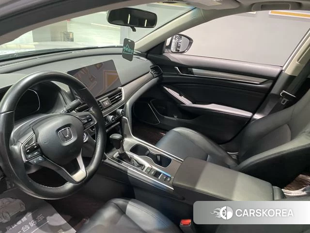 Honda Accord id 4299858 из Китая 21