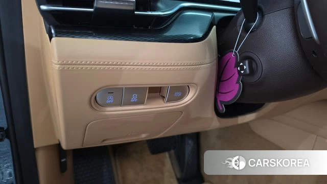 Genesis G90 (RS4) id 4730773 из Кореи 21
