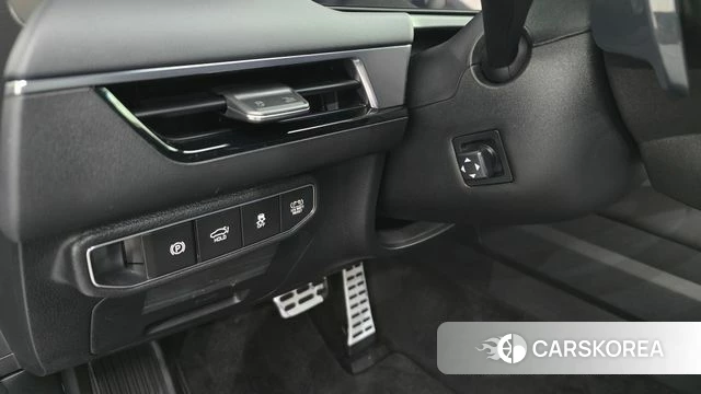 Kia The New K8 Hybrid id 4427150 из Кореи 21