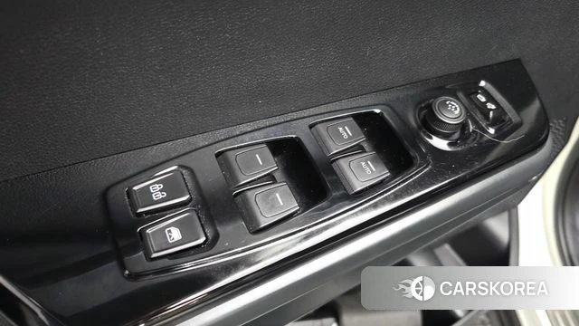 Ssangyong Torres id 4636244 из Кореи 21
