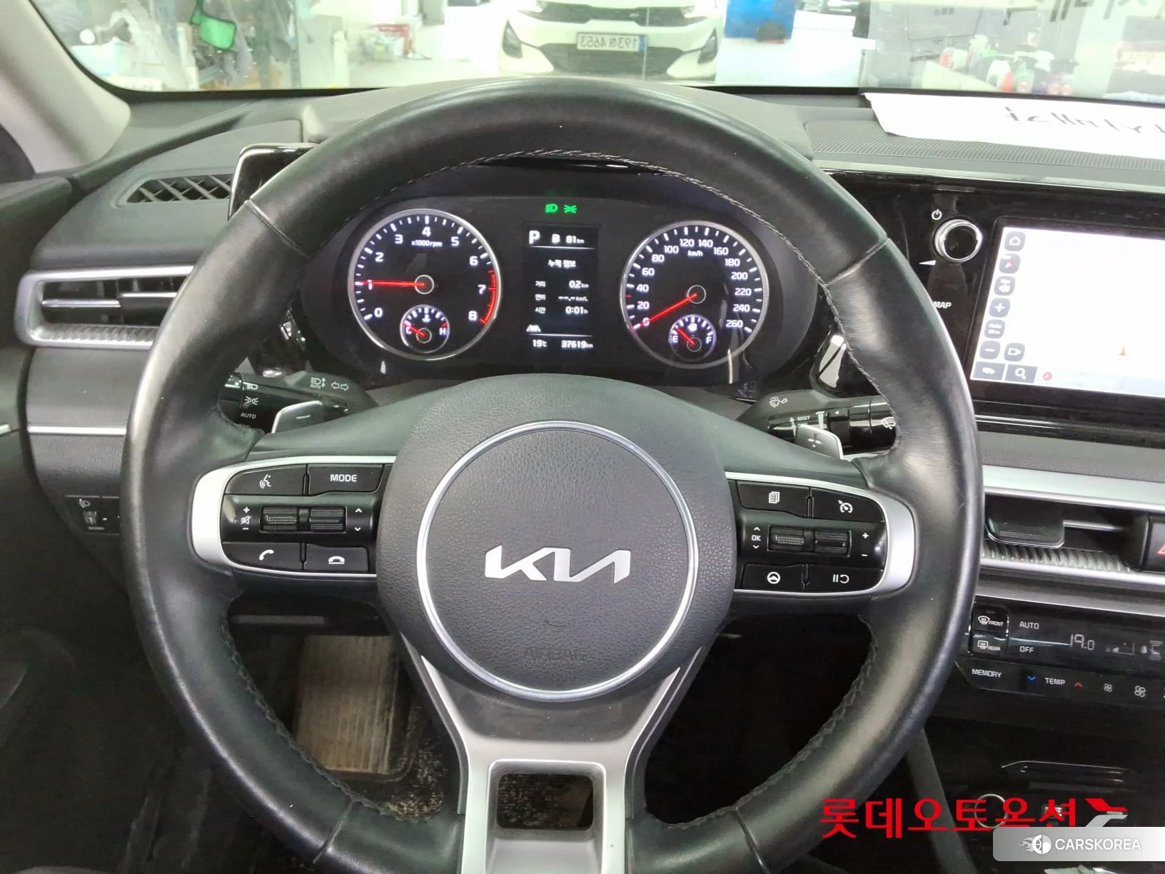 Kia K5 id 3869401 из Кореи 21