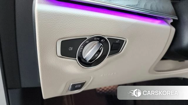 Mercedes-Benz E-Class W213 id 4586414 из Кореи 21