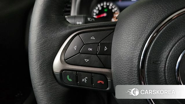 Jeep Renegade id 4592038 из Кореи 21