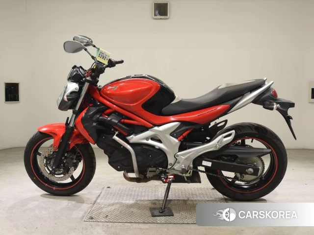 Suzuki GLADIUS 400 id 3947406 из Японии 21