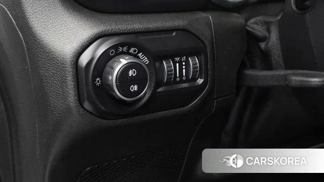 Jeep Wrangler (JL) id 4658264 из Кореи 21
