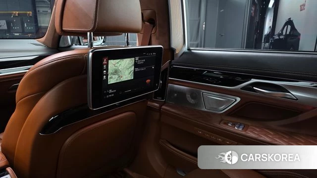 BMW 7 Series (G11) id 4476966 из Кореи 21