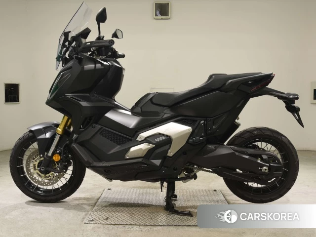 Honda X-ADV 750 id 3950001 из Японии 21