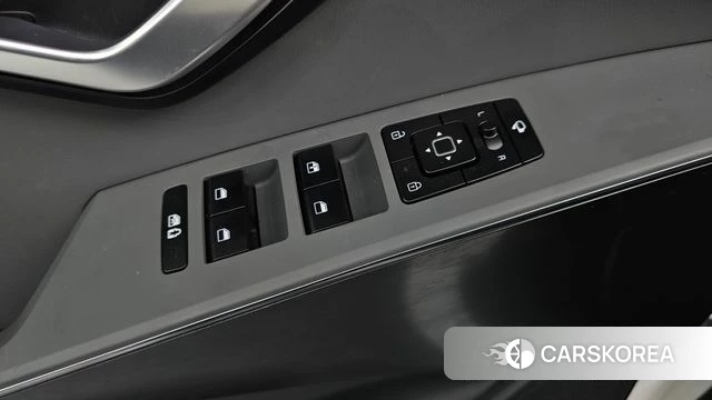 Kia Di Ol Nu Niro id 4739265 из Кореи 21
