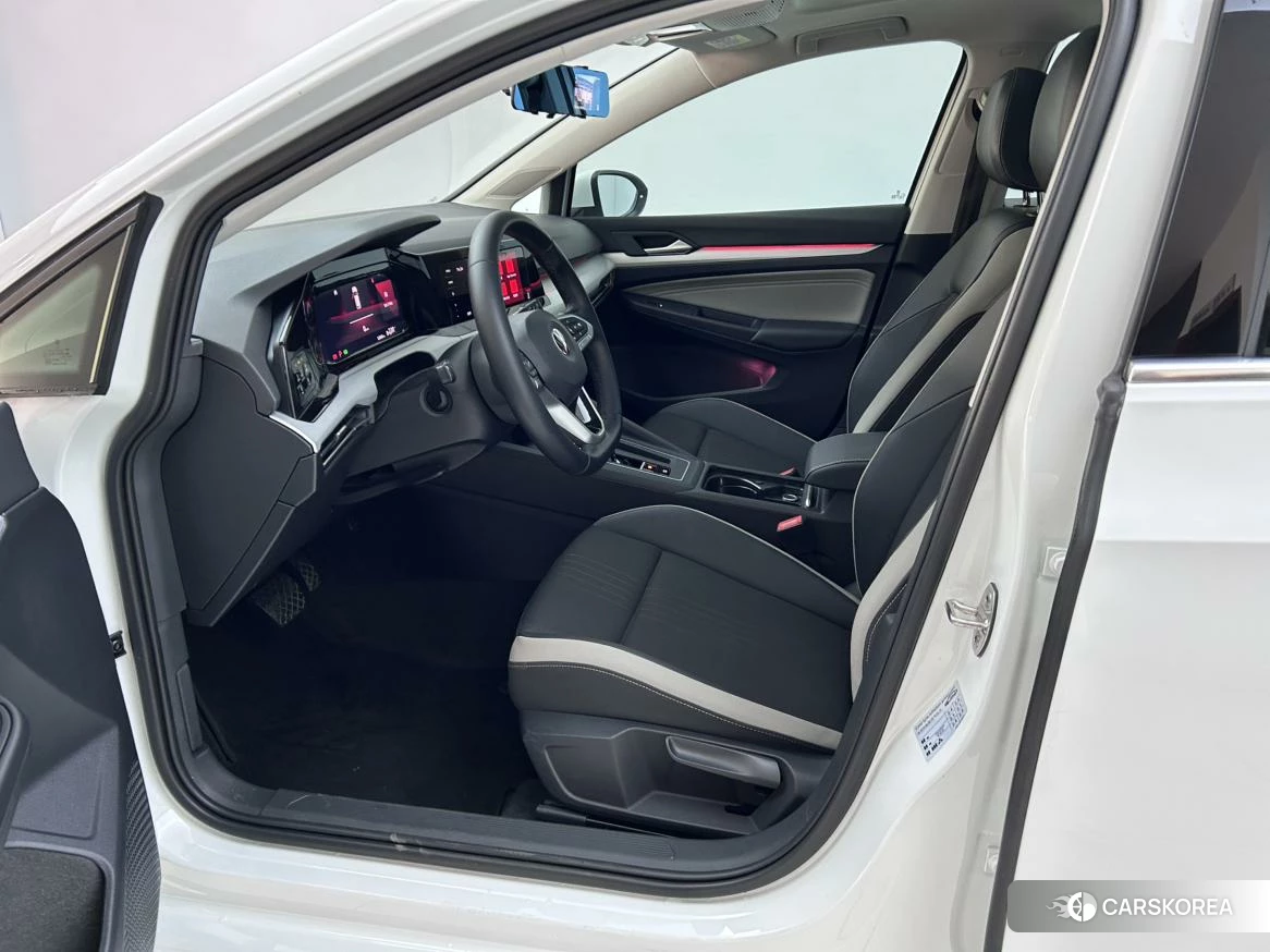 Volkswagen Golf id 4512834 из Китая 21