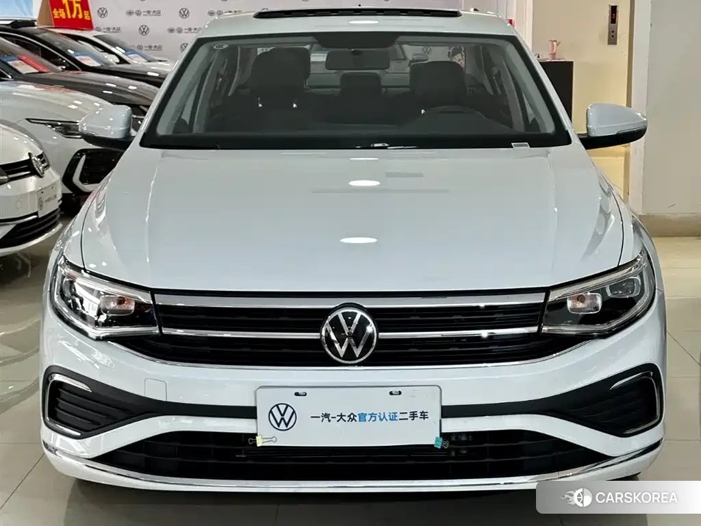 Volkswagen Bora id 4570738 из Китая 21