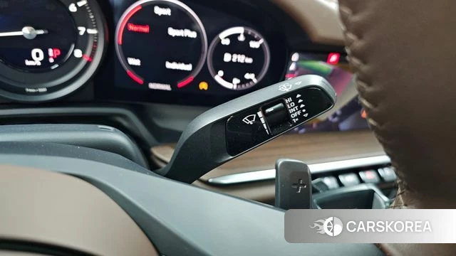 Porsche 911(992) id 4325031 из Кореи 21