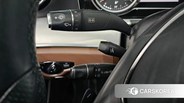 Mercedes-Benz E-Class W213 id 4574591 из Кореи 21