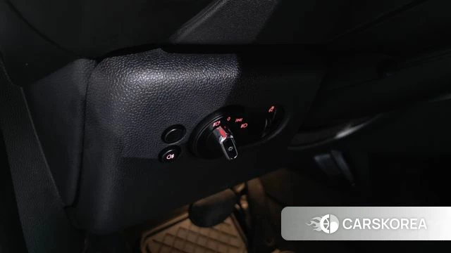 Mini Cooper Electric id 4201944 из Кореи 21