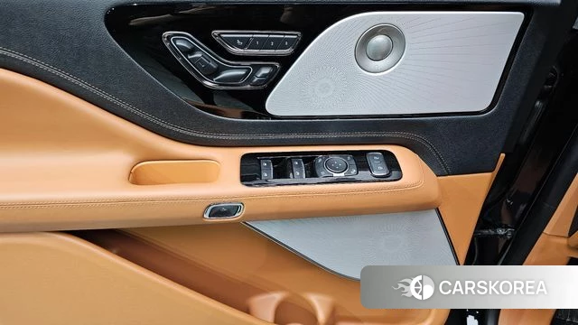 Lincoln Aviator 2nd generation id 4279801 из Кореи 21