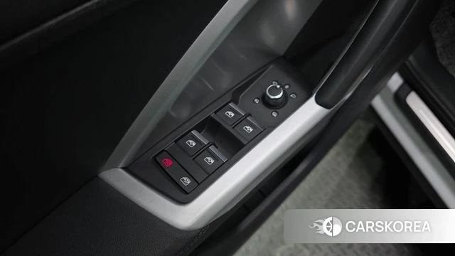 Audi Q3 (F3) id 4540396 из Кореи 21