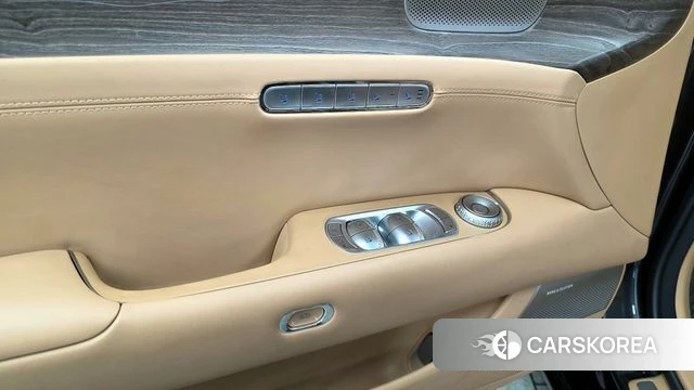 Genesis G90 (RS4) id 4354364 из Кореи 21
