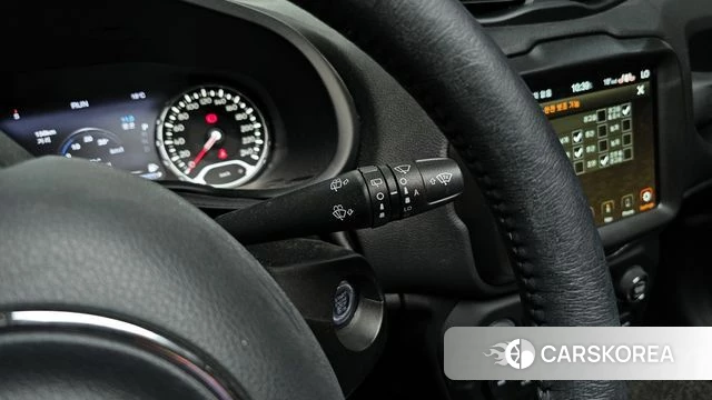 Jeep Renegade id 4281585 из Кореи 21