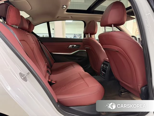 BMW 3 series id 4275814 из Китая 21