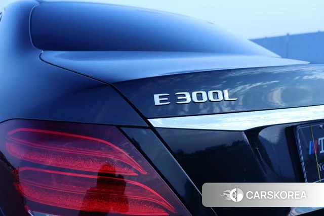 Mercedes-Benz E-class id 3902040 из Китая 21