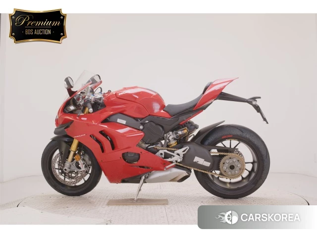 Ducati PANIGALE V4 S id 4191853 из Японии 21