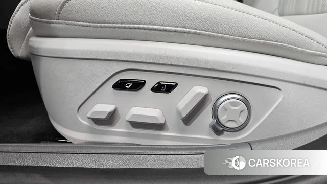 Hyundai Grandeur Hybrid (GN7) id 4566079 из Кореи 21