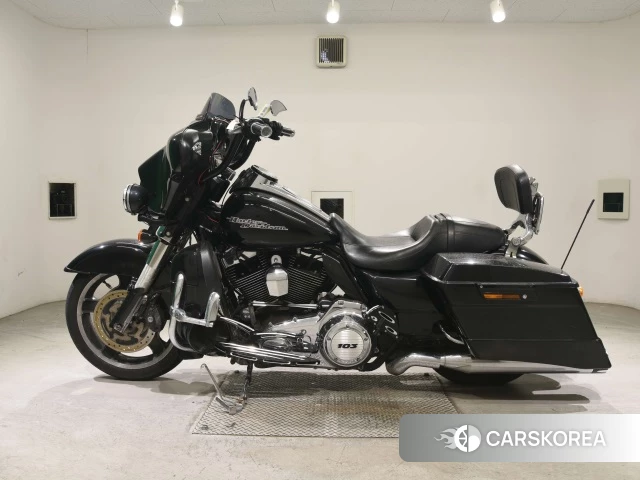 Harley-Davidson Street Glide FLHX1690 id 3947965 из Японии 21